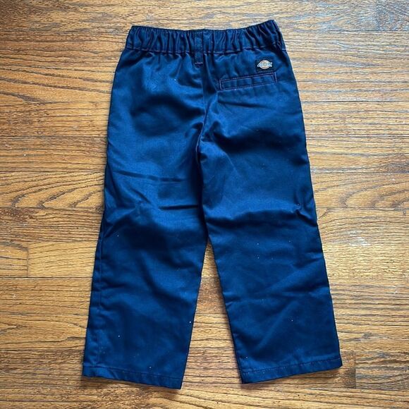 Boys 4T 5 Piece Bundle - Picture 11 of 13